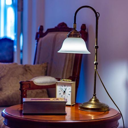 Classic Style Apartment In The Center Of 리가 외부 사진