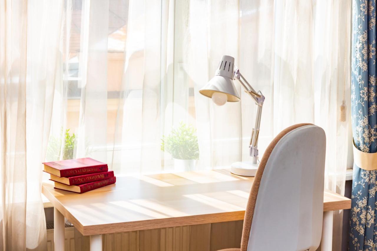Classic Style Apartment In The Center Of 리가 외부 사진