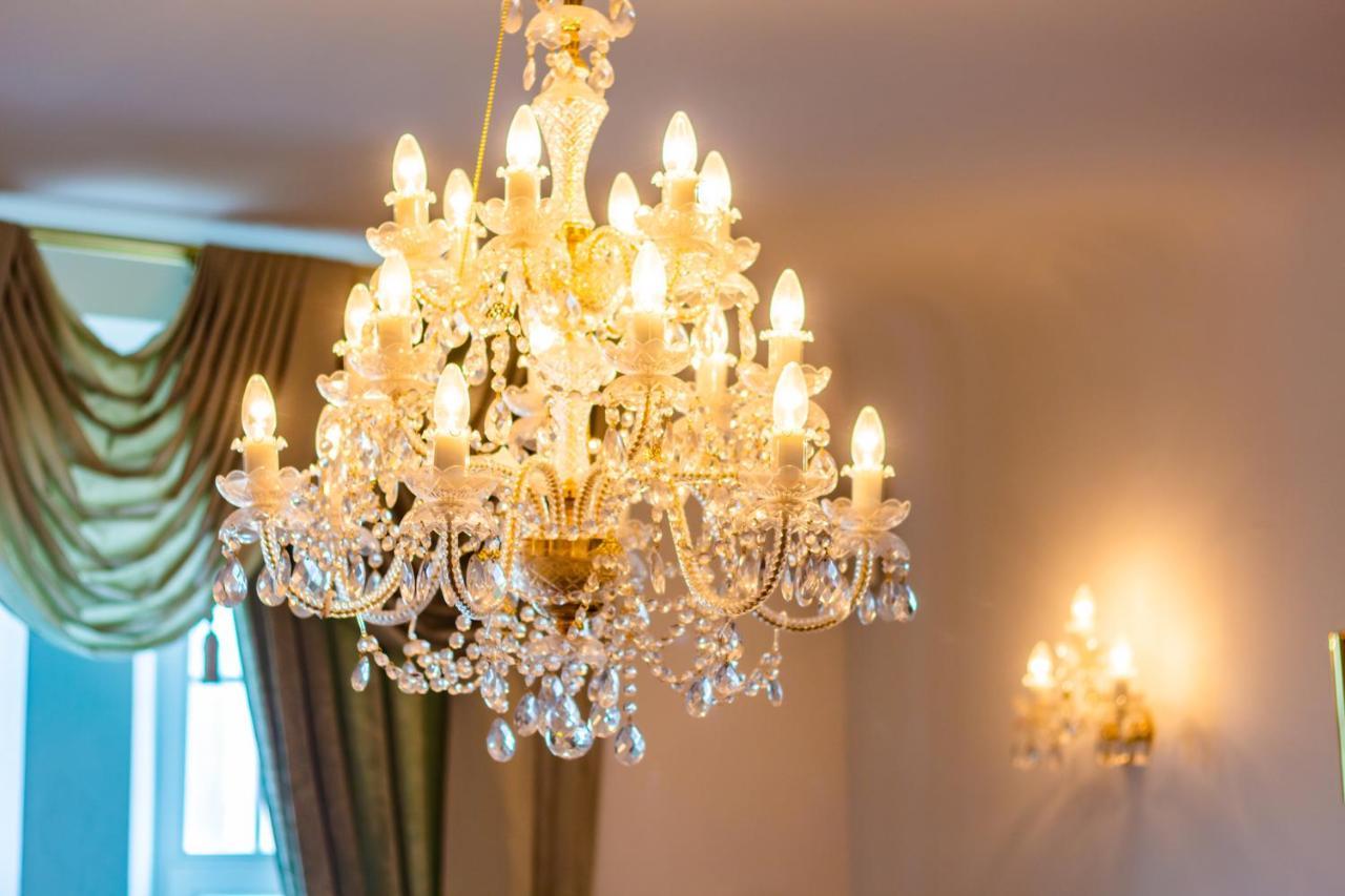 Classic Style Apartment In The Center Of 리가 외부 사진