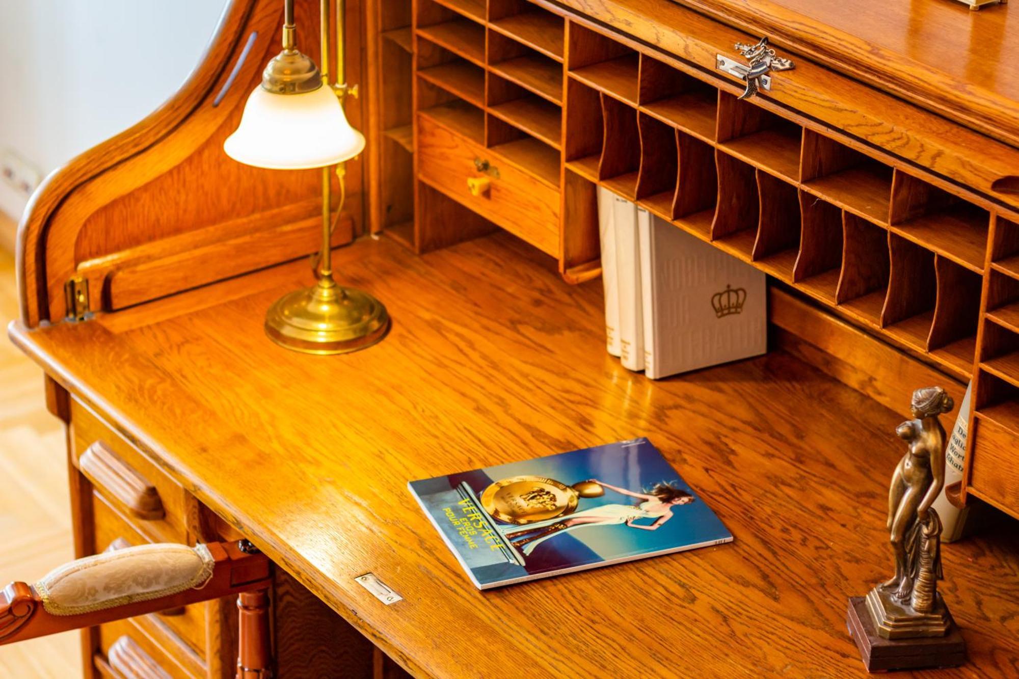 Classic Style Apartment In The Center Of 리가 외부 사진