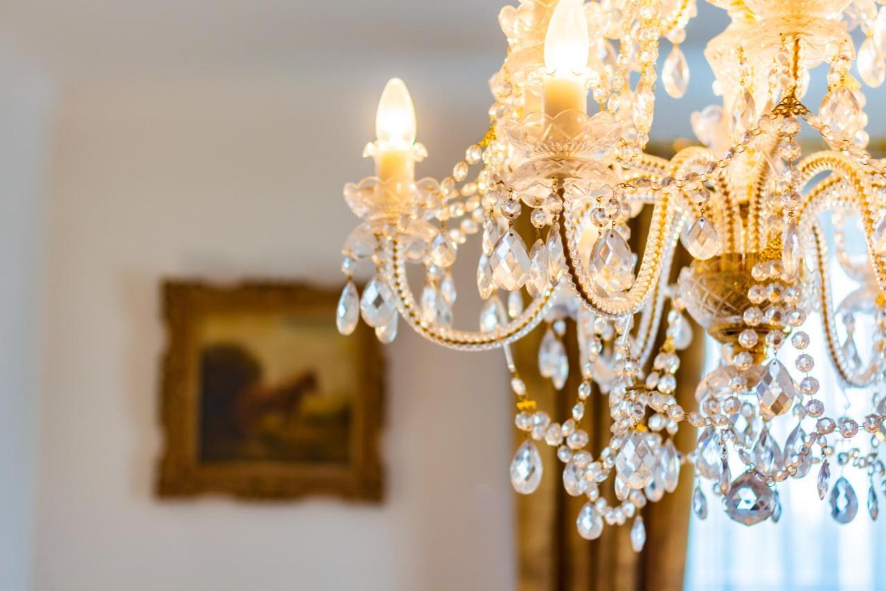 Classic Style Apartment In The Center Of 리가 외부 사진